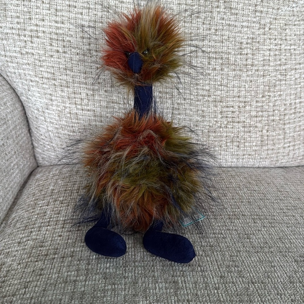 NWT Spiced Pompom